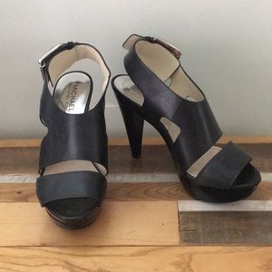 MIchael Kors Carla Heels - Size 6.5